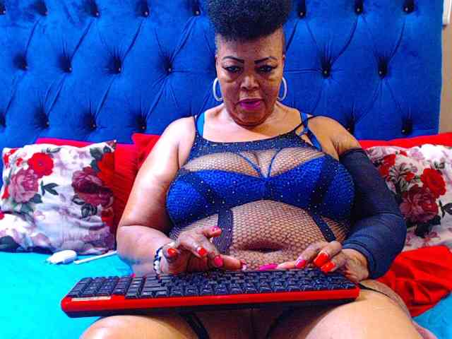 Ebonycandy10 webcam