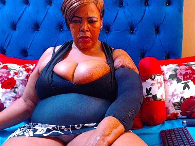 Ebonycandy10