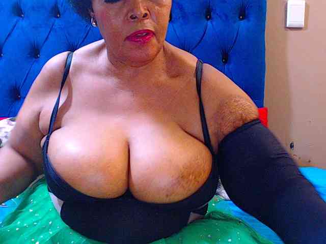 Ebonycandy10's Sexcam