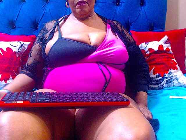 Ebonycandy10 webcam