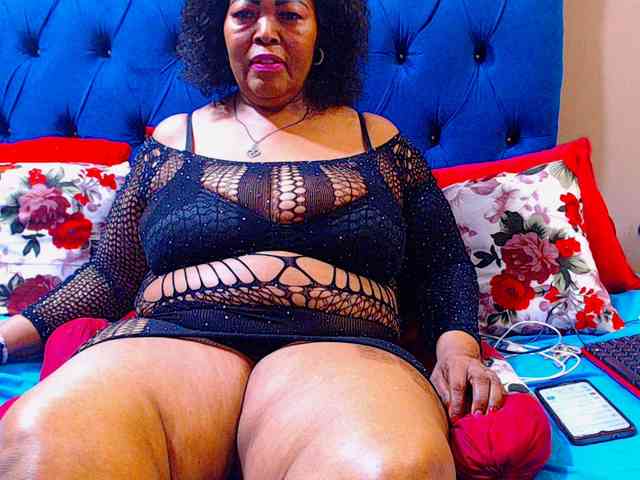 Ebonycandy10 webcam