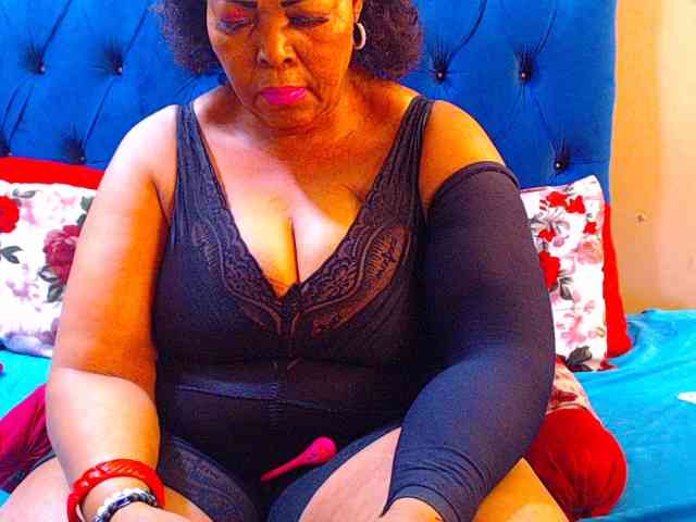 Ebonycandy10 webcam