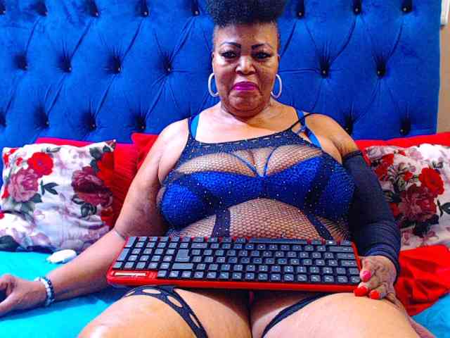 Ebonycandy10 webcam