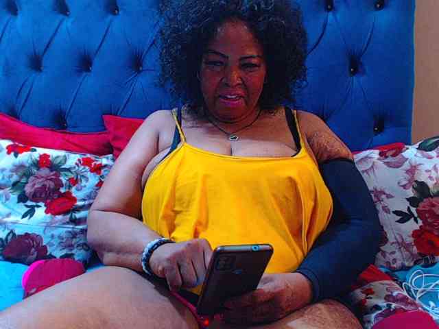 Ebonycandy10 webcam