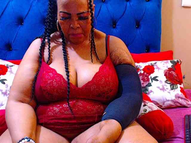 Ebonycandy10 webcam