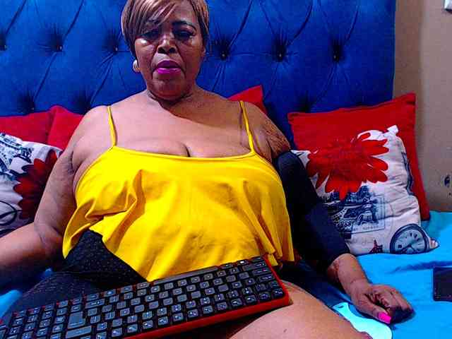 Ebonycandy10