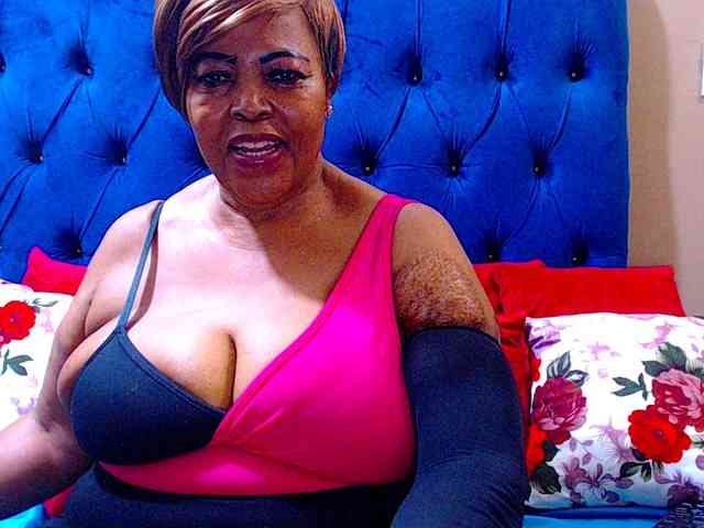 Ebonycandy10
