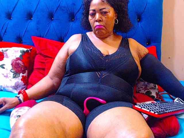 Ebonycandy10 webcam
