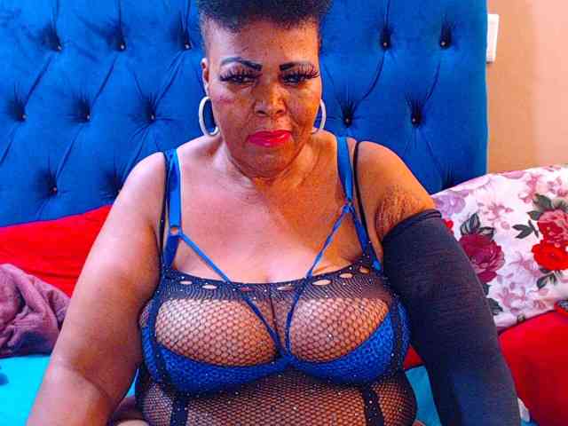 Ebonycandy10 webcam