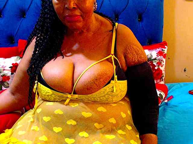 Ebonycandy10 webcam