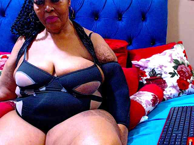 Ebonycandy10 webcam
