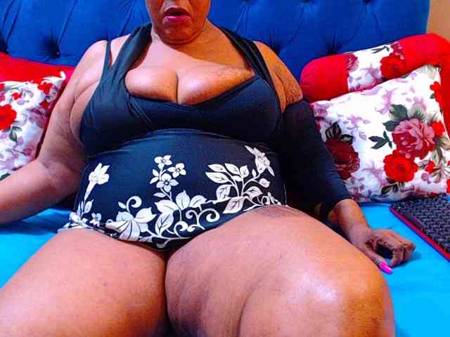 Ebonycandy10