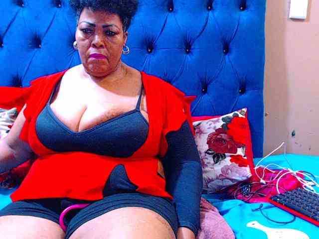 Ebonycandy10 webcam