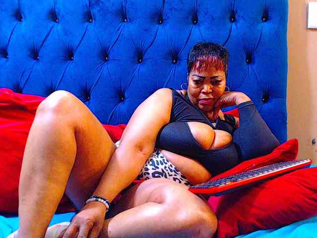 Ebonycandy10 Ebonycandy10