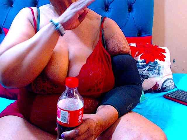 Ebonycandy10 webcam