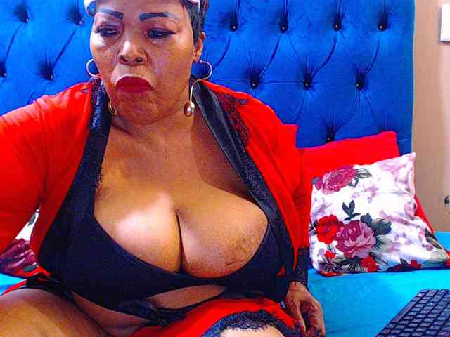 Ebonycandy10 webcam