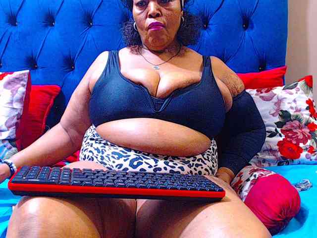 Ebonycandy10 webcam
