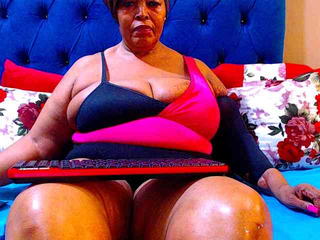 Ebonycandy10 webcam