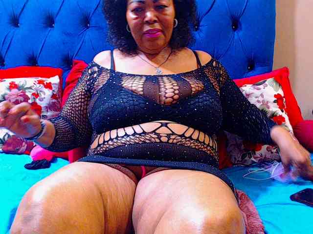 Ebonycandy10 webcam