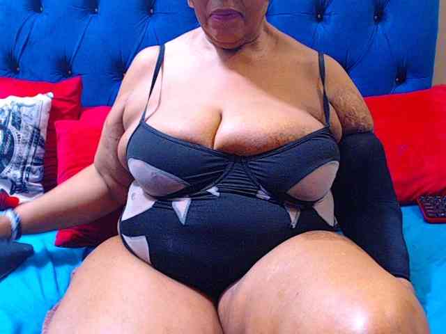 Ebonycandy10