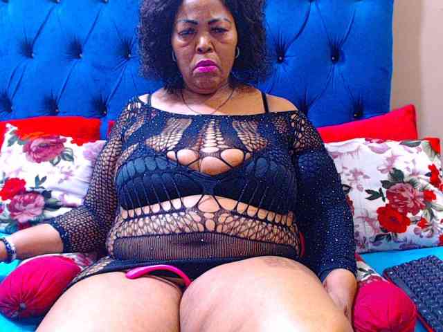 Ebonycandy10 webcam