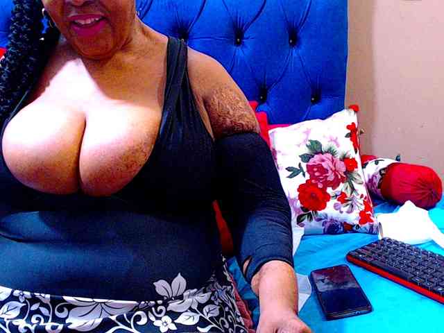Ebonycandy10