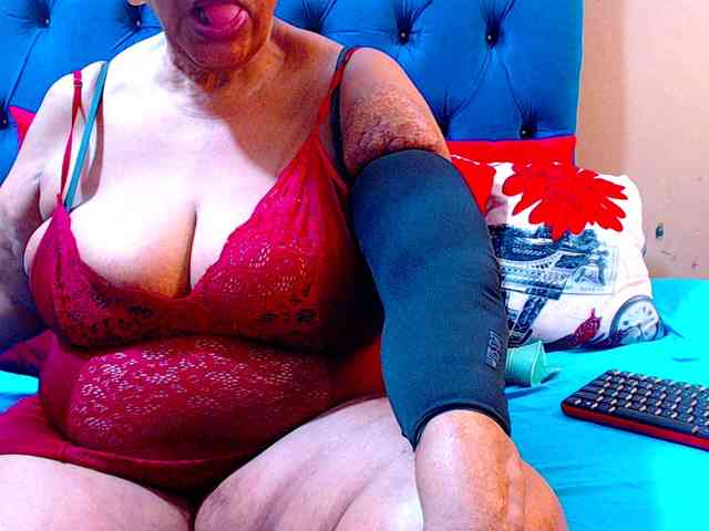 Ebonycandy10 webcam