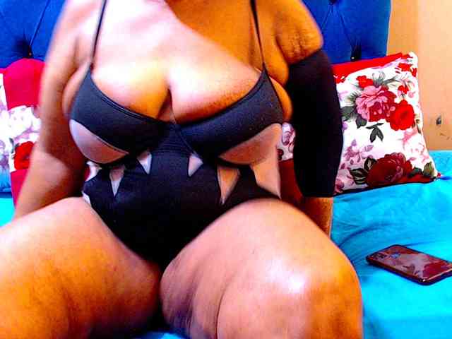 Ebonycandy10 webcam