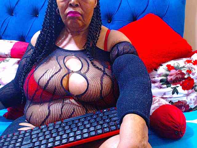 Ebonycandy10 webcam