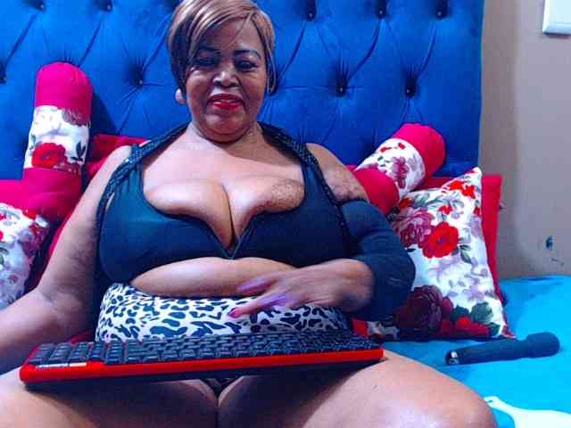 Ebonycandy10 webcam