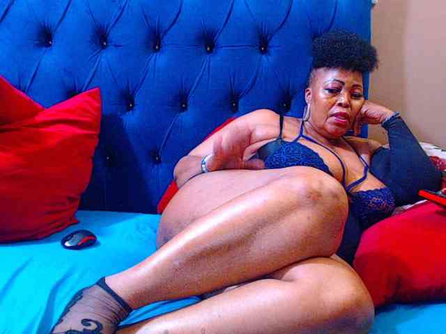 Ebonycandy10 webcam