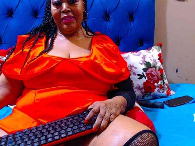 Ebonycandy10