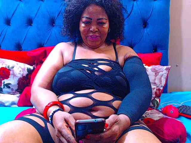 Ebonycandy10 webcam