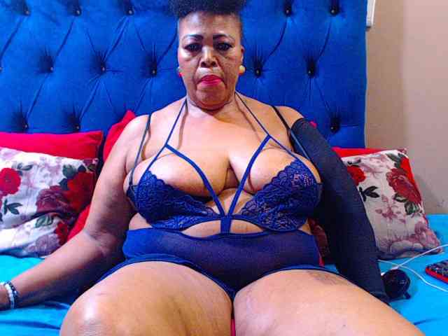 Ebonycandy10 webcam