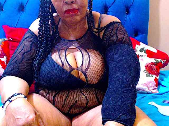 Ebonycandy10 webcam