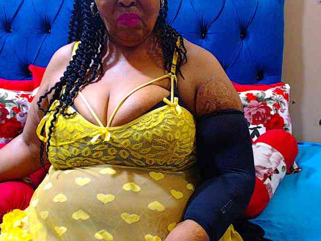 Ebonycandy10 webcam