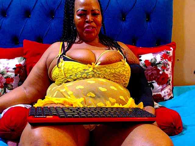 Ebonycandy10 webcam
