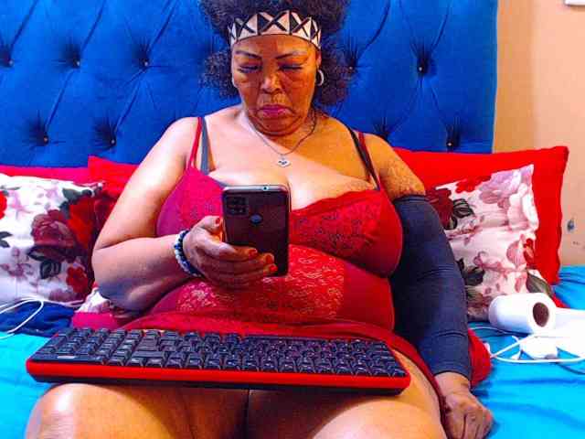 Ebonycandy10 webcam