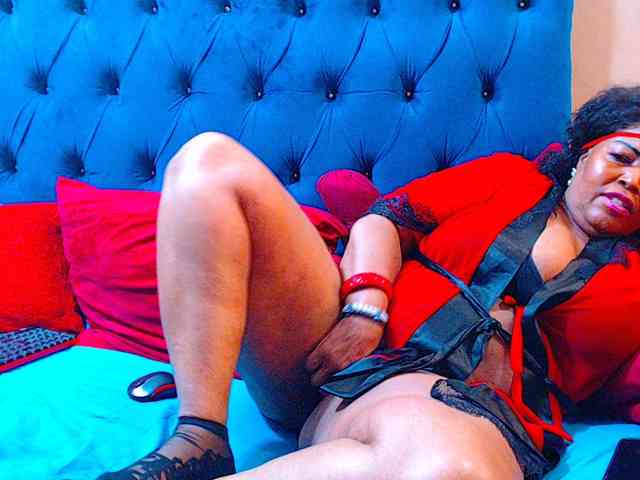 Ebonycandy10 webcam