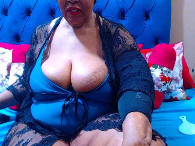 Ebonycandy10 webcam