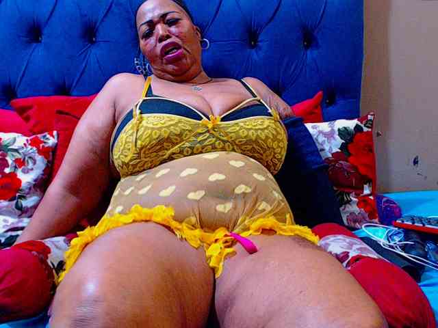 Ebonycandy10