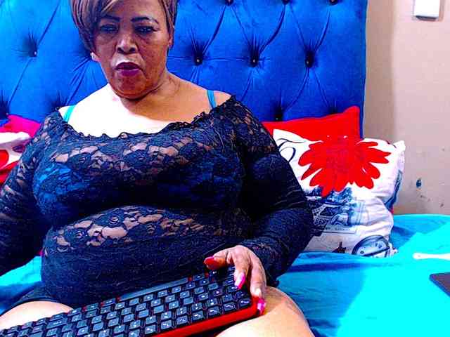 Ebonycandy10 webcam
