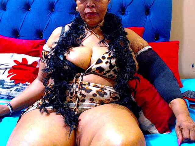 Ebonycandy10 webcam