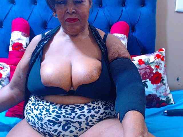 Ebonycandy10 webcam