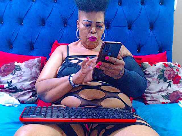 Ebonycandy10 Ebonycandy10