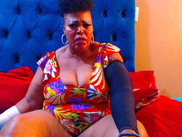 Ebonycandy10 webcam