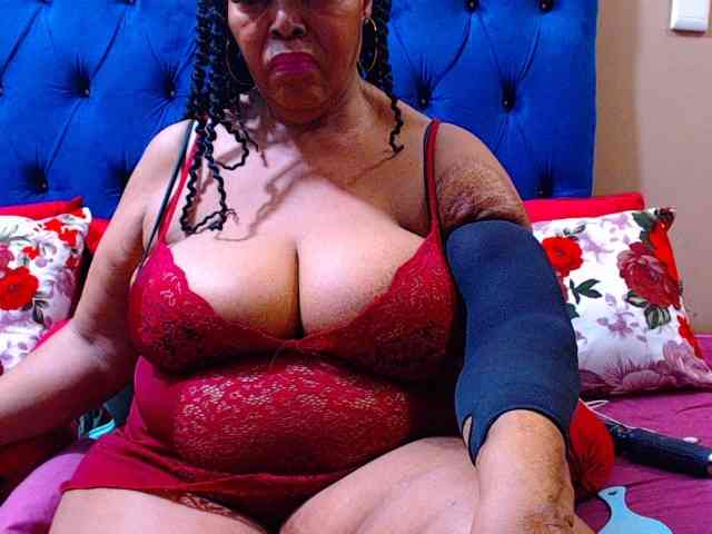 Ebonycandy10 webcam