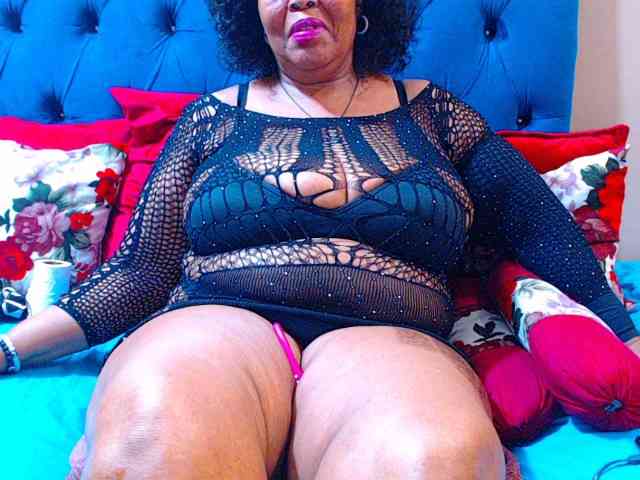 Ebonycandy10 webcam