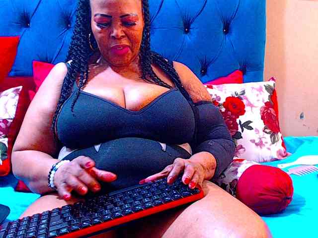 Ebonycandy10 webcam