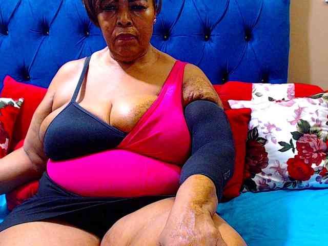 Ebonycandy10 webcam